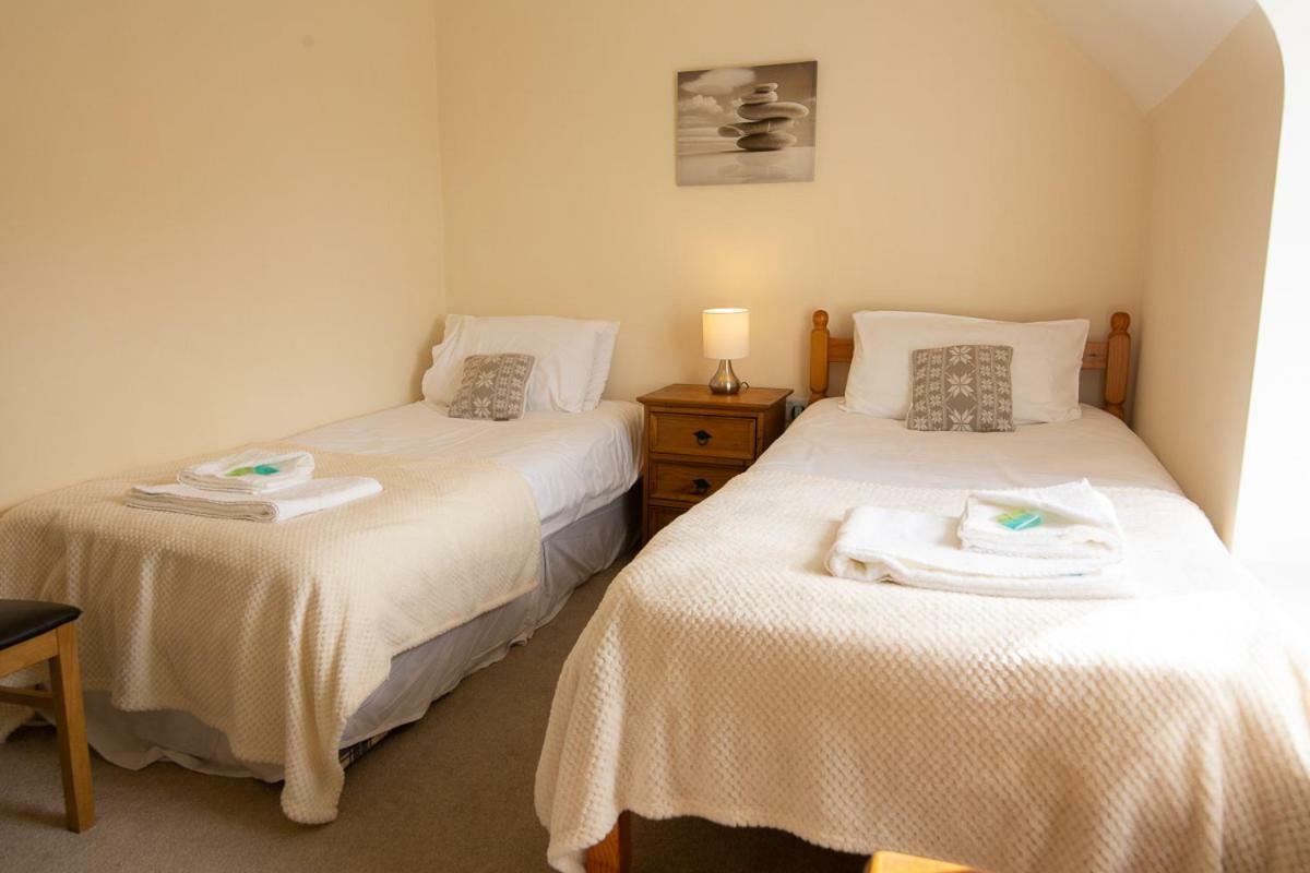 Bed and Breakfast Knightor Manor Penwithick Exterior foto